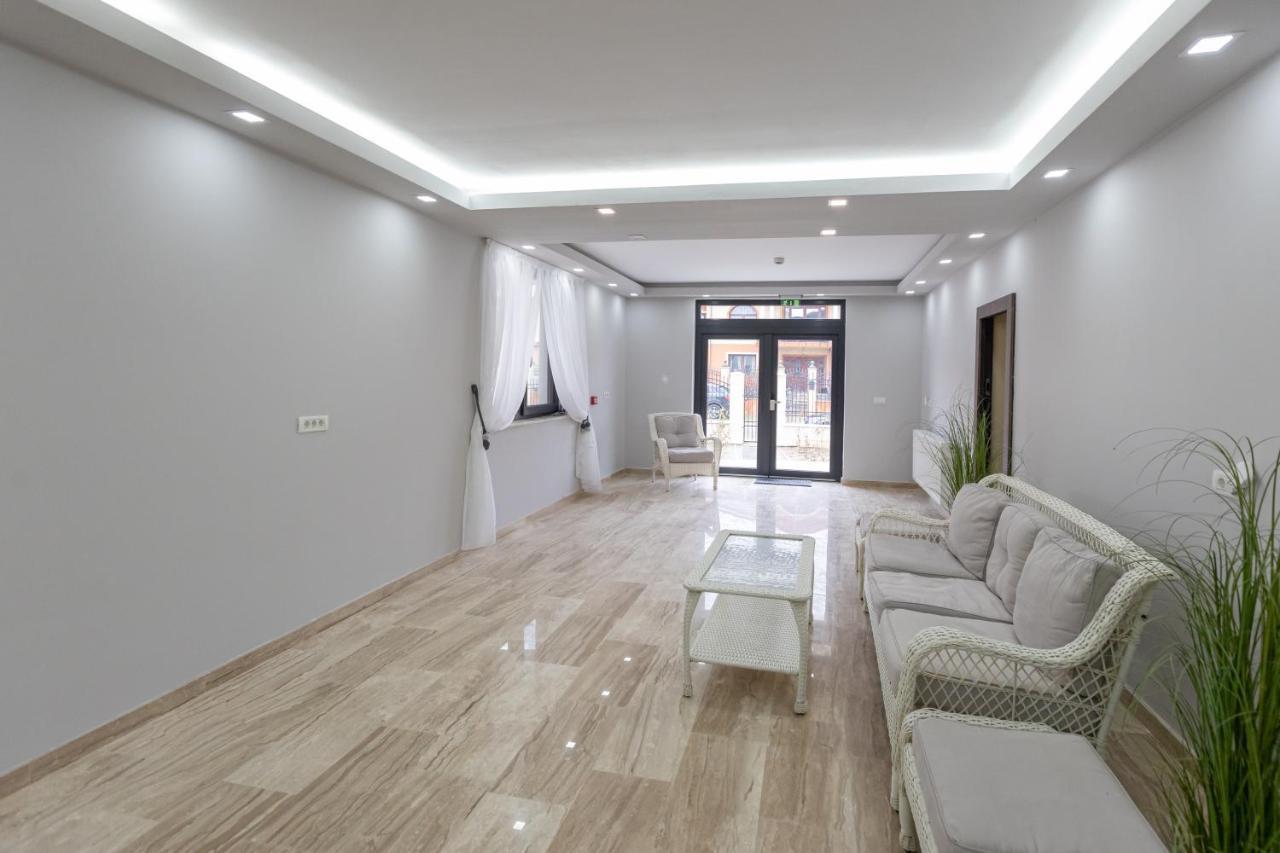 Villa Class Sînmartin Εξωτερικό φωτογραφία